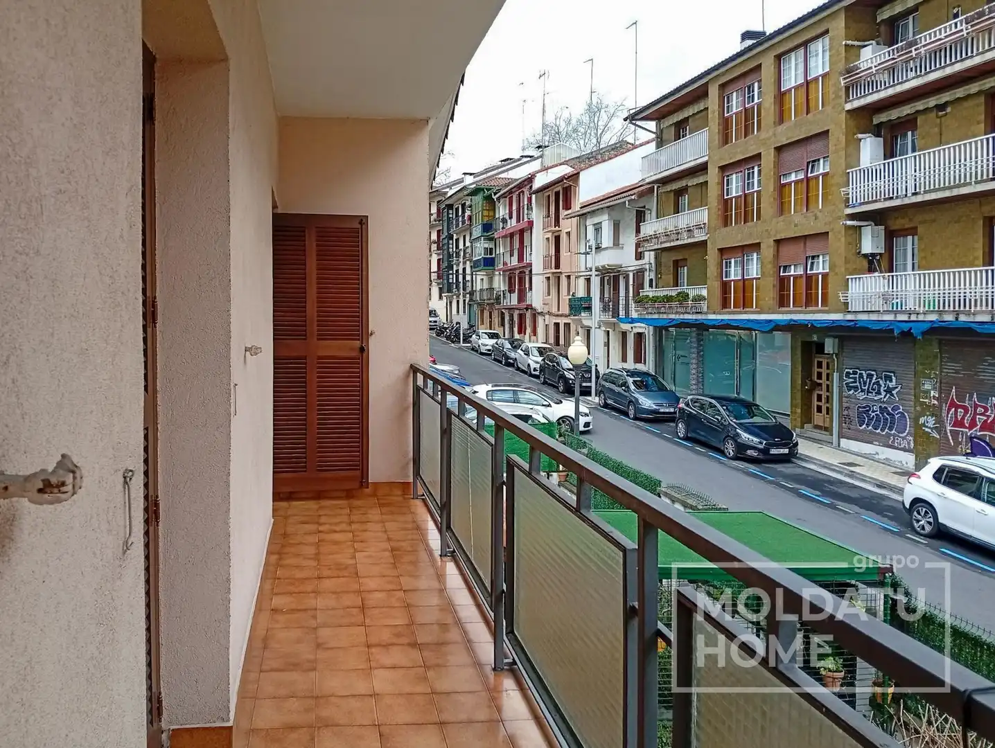Terrassa de Casa o xalet en venda en Irun  amb Calefacció, Jardí privat i Traster