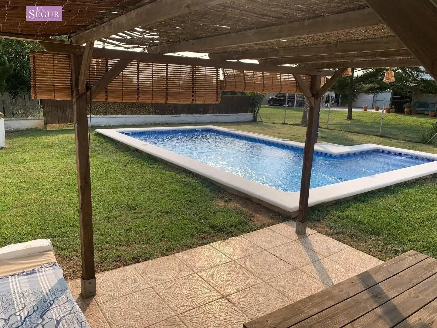 Piscina de Casa o chalet en venta en Conil de la Frontera con Aire acondicionado, Jardín privado y Terraza