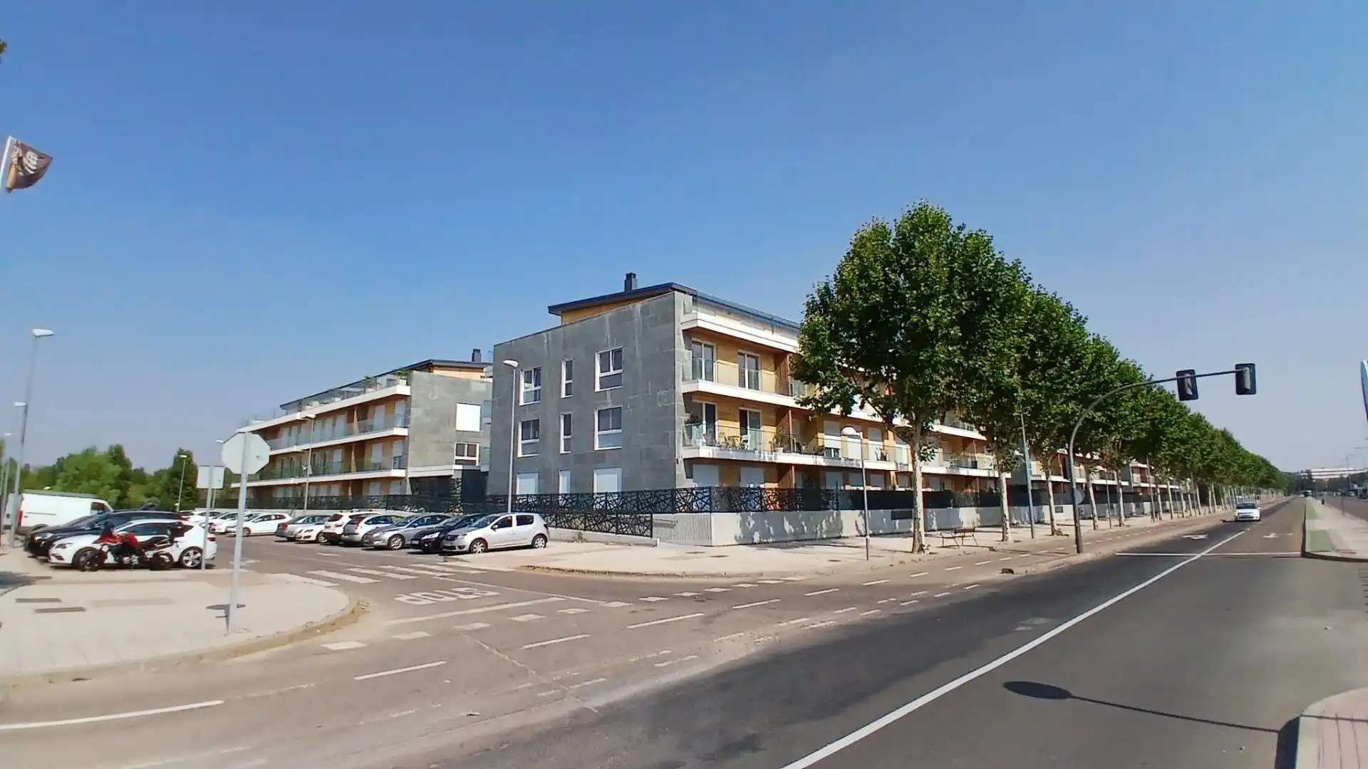 Vista exterior de Piso en venta en Santa Marta de Tormes con Calefacción, Terraza y Trastero