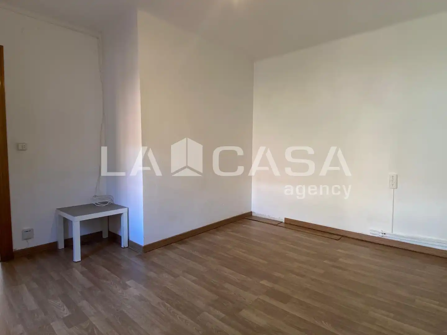 Ático en venta en Santa Coloma de Gramenet con Calefacción, Terraza y Trastero