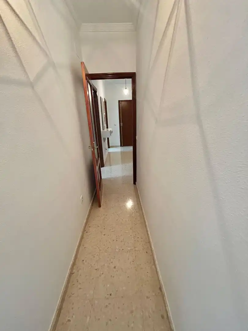 Flat for sale in Sevilla  with Air Conditioner and Community pool