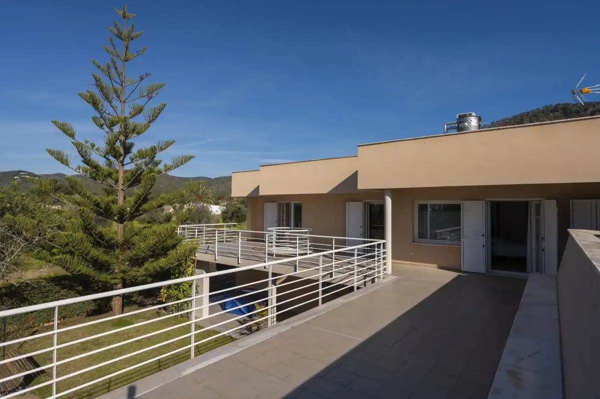 Vista exterior de Casa o chalet de alquiler en Sant Josep de sa Talaia con Aire acondicionado, Calefacción y Jardín privado