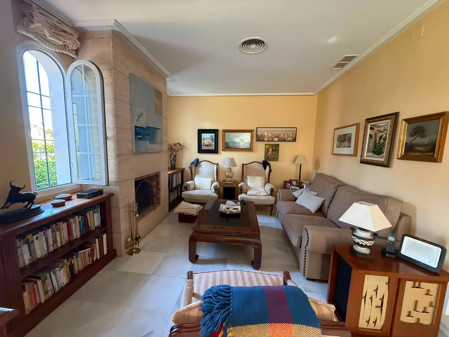 Sala de estar de Casa o chalet en venta en Córdoba con Aire acondicionado, Calefacción y Jardín privado