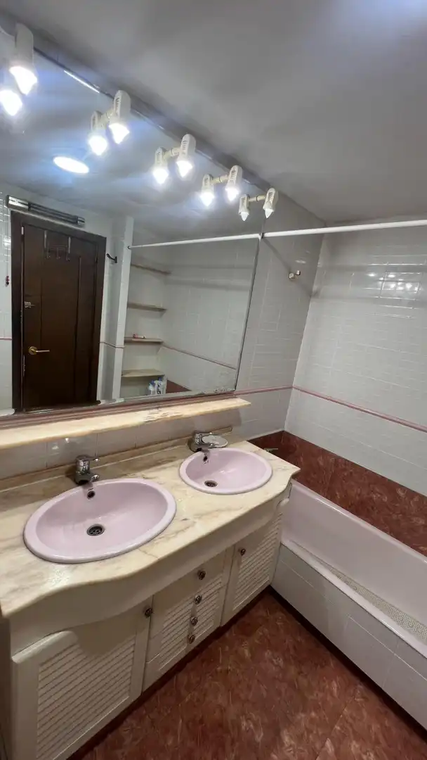 Badezimmer von Wohnung zum Verkauf in Gandia mit Terrasse