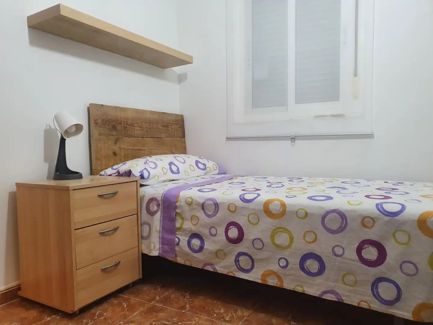Schlafzimmer von Erdgeschoss zur Miete in Sevilla