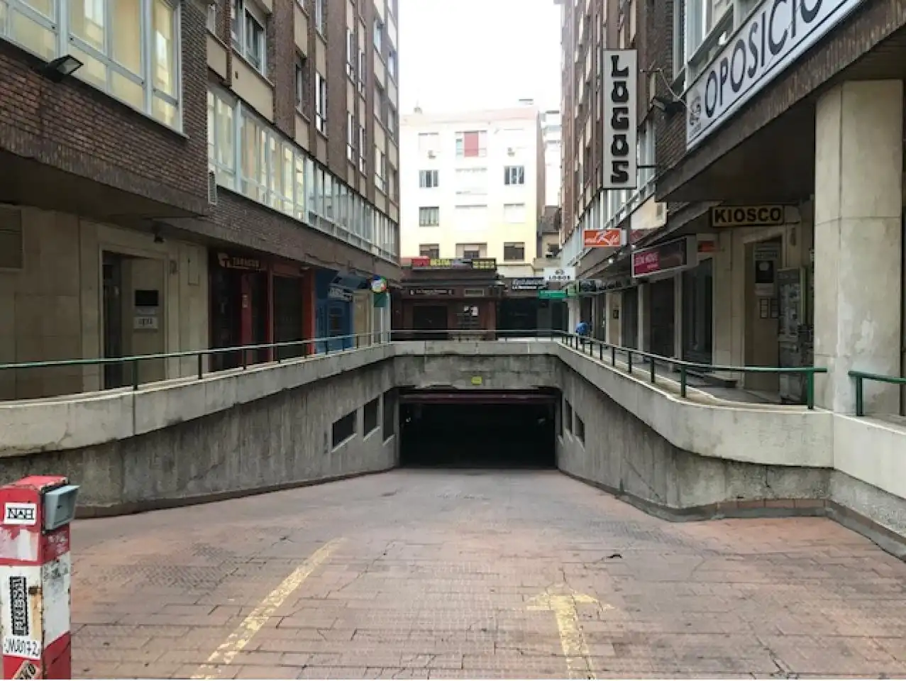 Individual de lloguer a Calle Burgo Nuevo