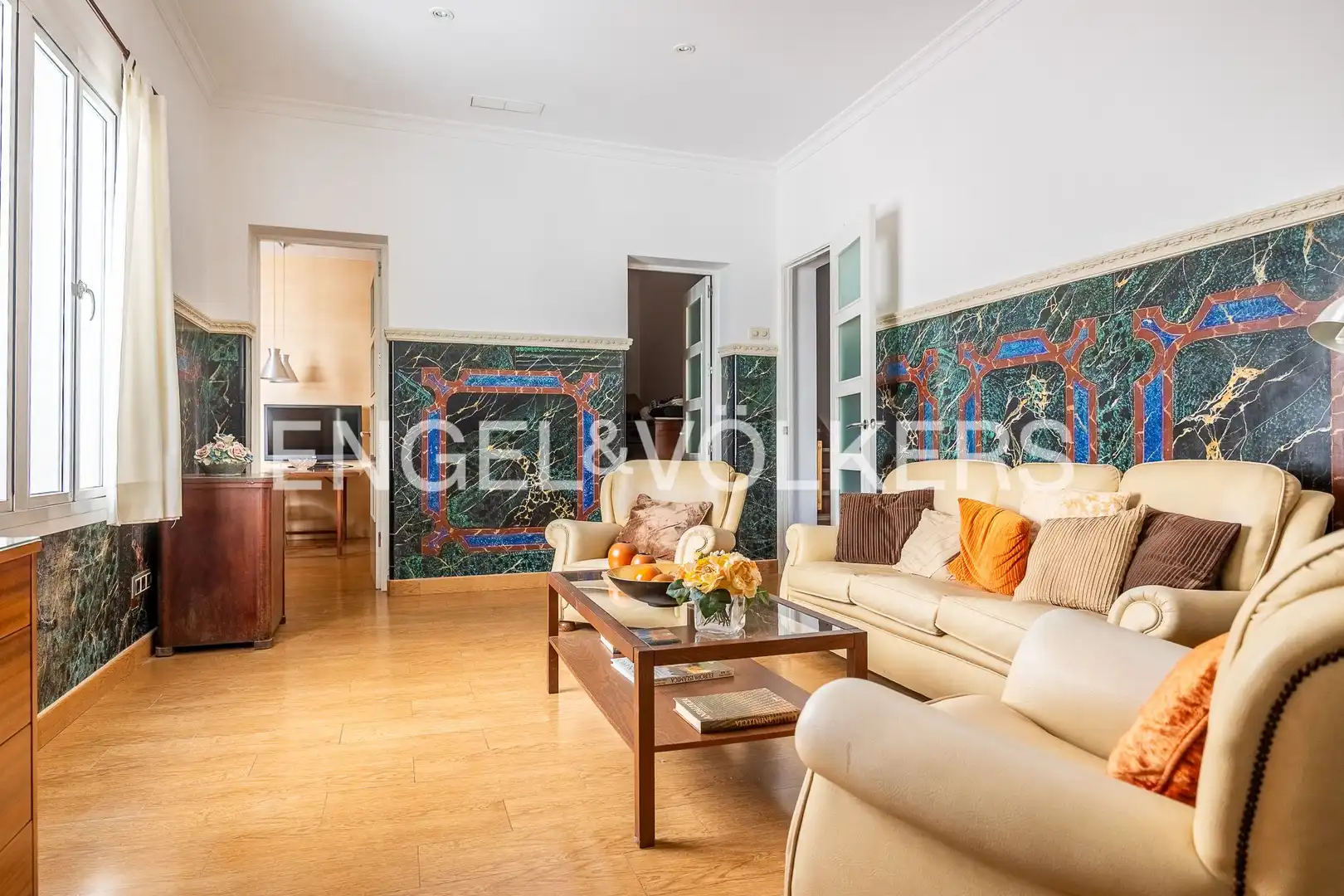 Sala de estar de Dúplex en venta en Sevilla con Aire acondicionado, Calefacción y Amueblado