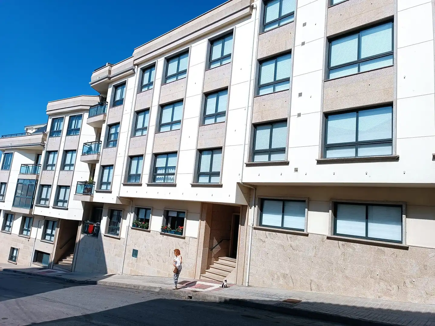 Vista exterior de Pis en venda en Sanxenxo amb Terrassa, Moblat i Forn