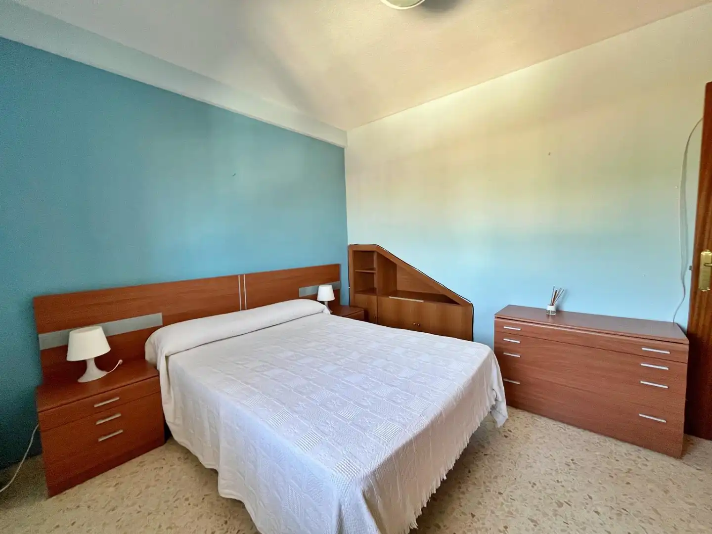 Habitación de Casa adosada en venta en Rincón de la Victoria con Aire acondicionado, Calefacción y Terraza