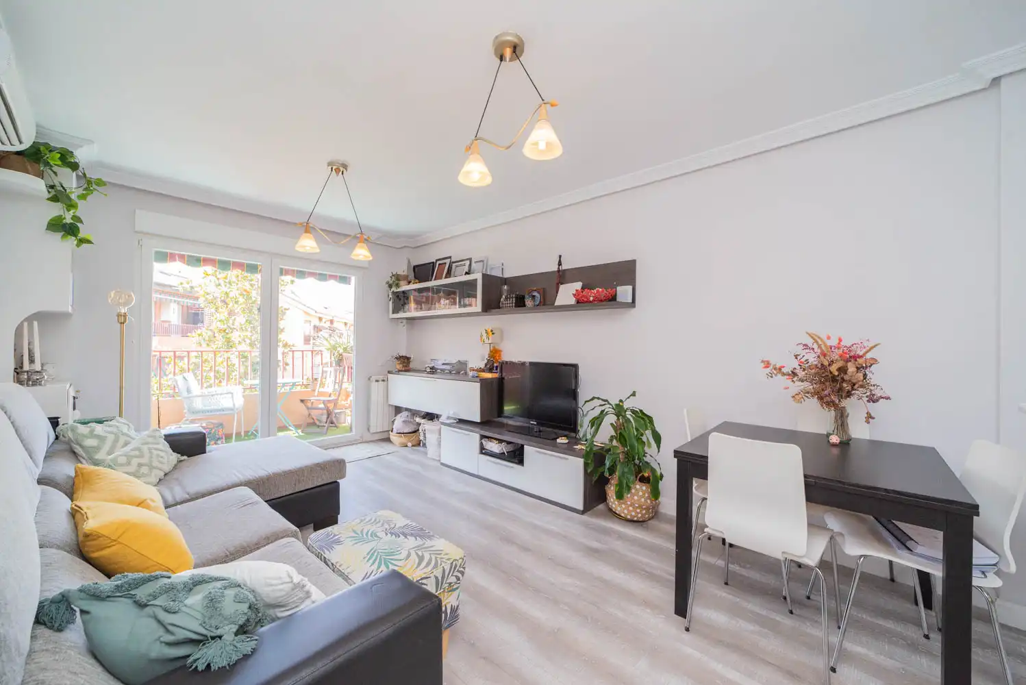 Sala de estar de Piso en venta en Navalcarnero con Aire acondicionado, Calefacción y Terraza