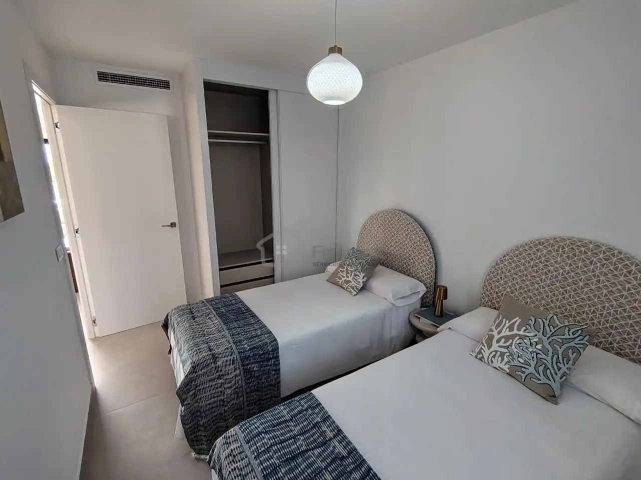Schlafzimmer von Dachboden zum Verkauf in Villajoyosa / La Vila Joiosa mit Klimaanlage, Terrasse und Balkon