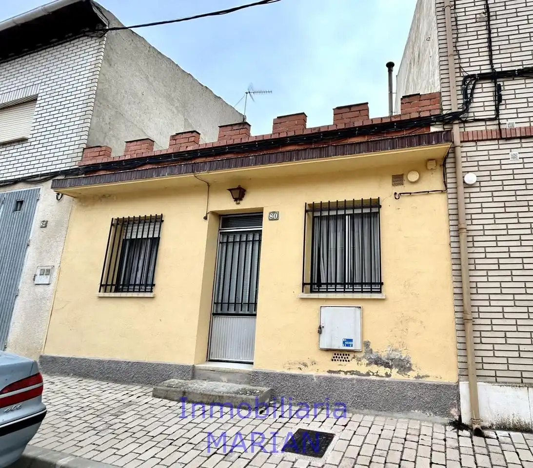 Exterior view of Houses for sale in Adrada de Haza  with Furnished