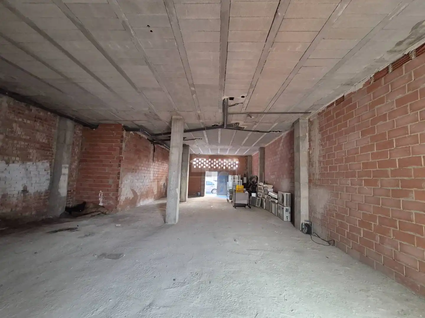 Commercial properties for rent in Carrer Luis Vives, 4, Pobla de Farnals