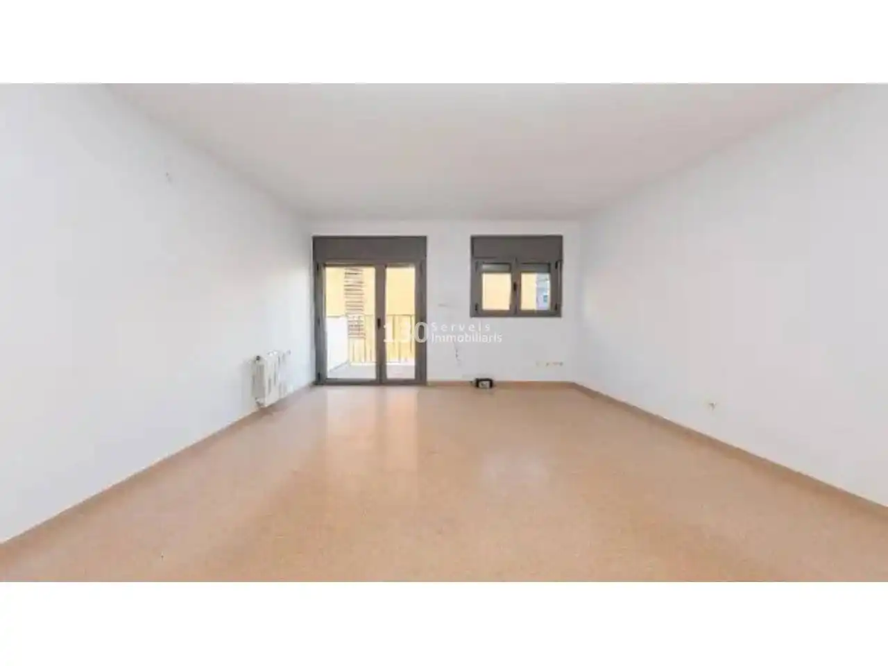 Piso con ascensor en venta en Plaza Baró