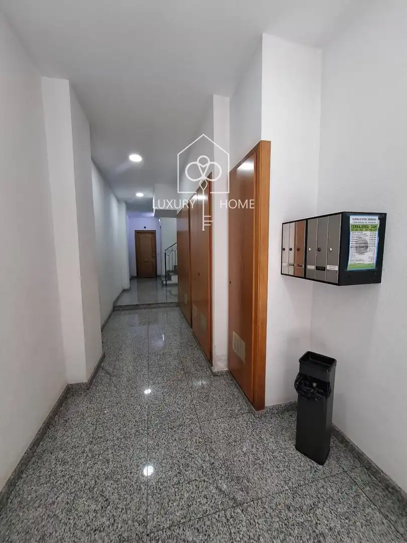 Piso en venta en Viladecans con Aire acondicionado, Calefacción y Terraza