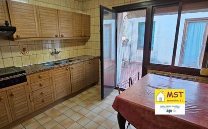 Cuina de Casa o xalet en venda en Navàs amb Calefacció, Terrassa i Balcó