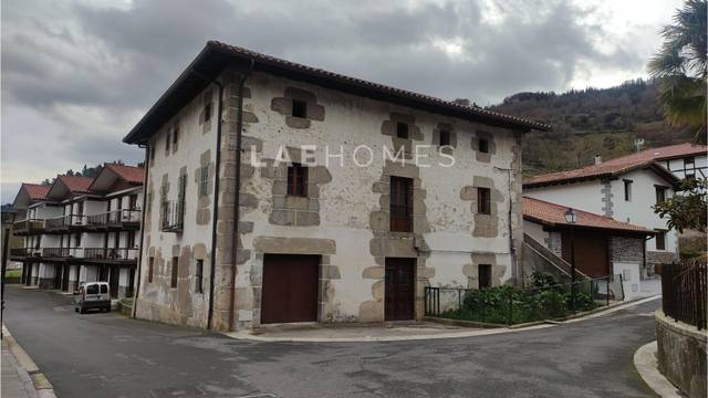 Casa-chalet en Venta en  Núcleo Erdigunea en Albiztur