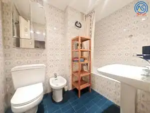 Bathroom of Flat for rent in Zaragoza  with Air Conditioner, Heating and Terrace