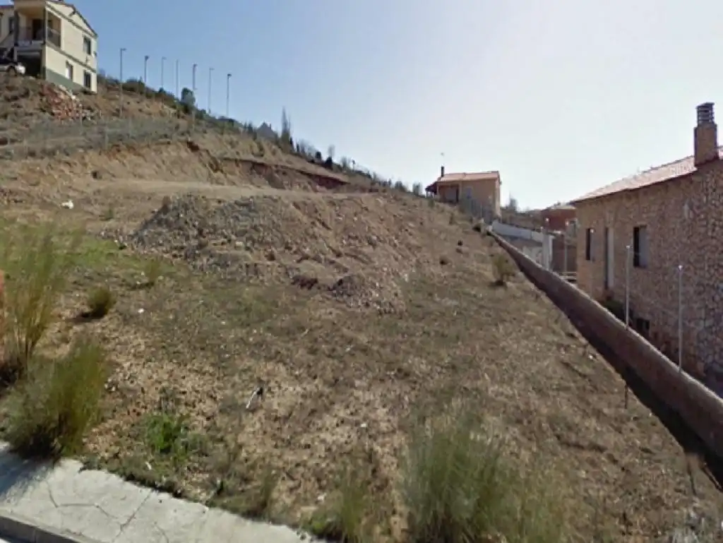 Land for sale in Barajas de Melo