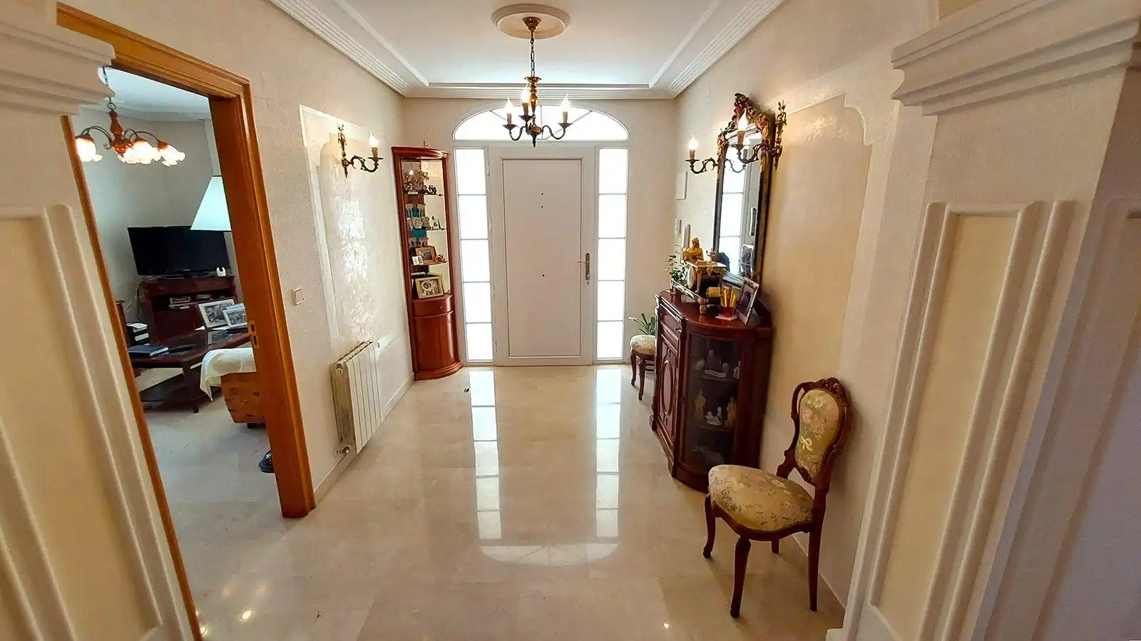 Chalet con terraza en venta en Los Balcones - Los Altos, imagen 7