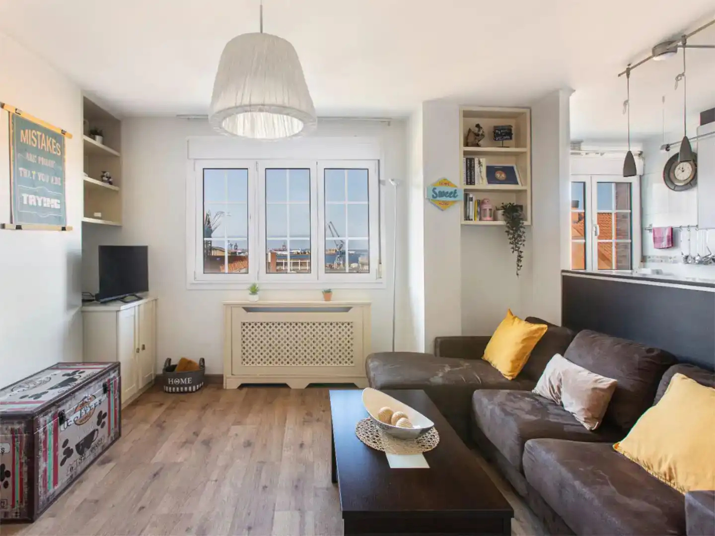 Wohnzimmer von Wohnung zur Miete in Gijón 