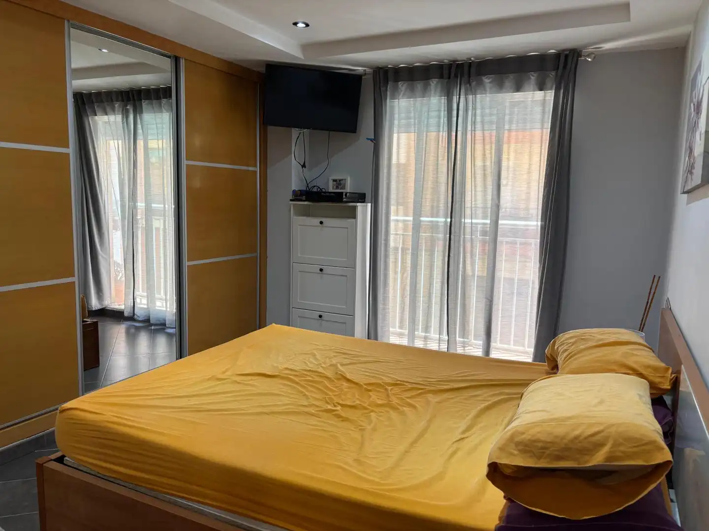 Habitación de Piso en venta en Valencia con Aire acondicionado, Terraza y Balcón