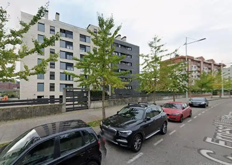 Vista exterior de Piso en venta en Santander