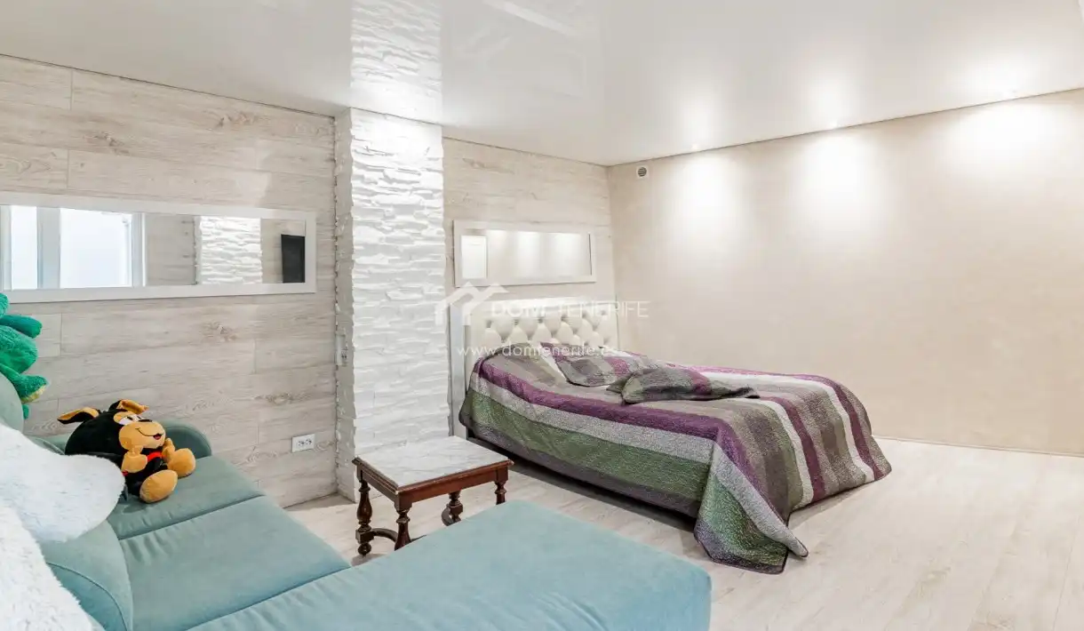 Dormitori de Casa o xalet en venda en Adeje amb Terrassa i Moblat