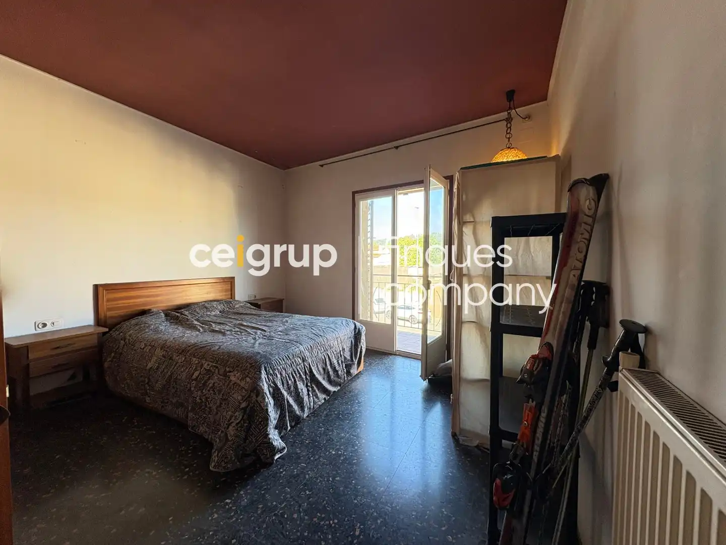 Habitación de Piso en venta en Sarrià de Ter con Calefacción y Terraza