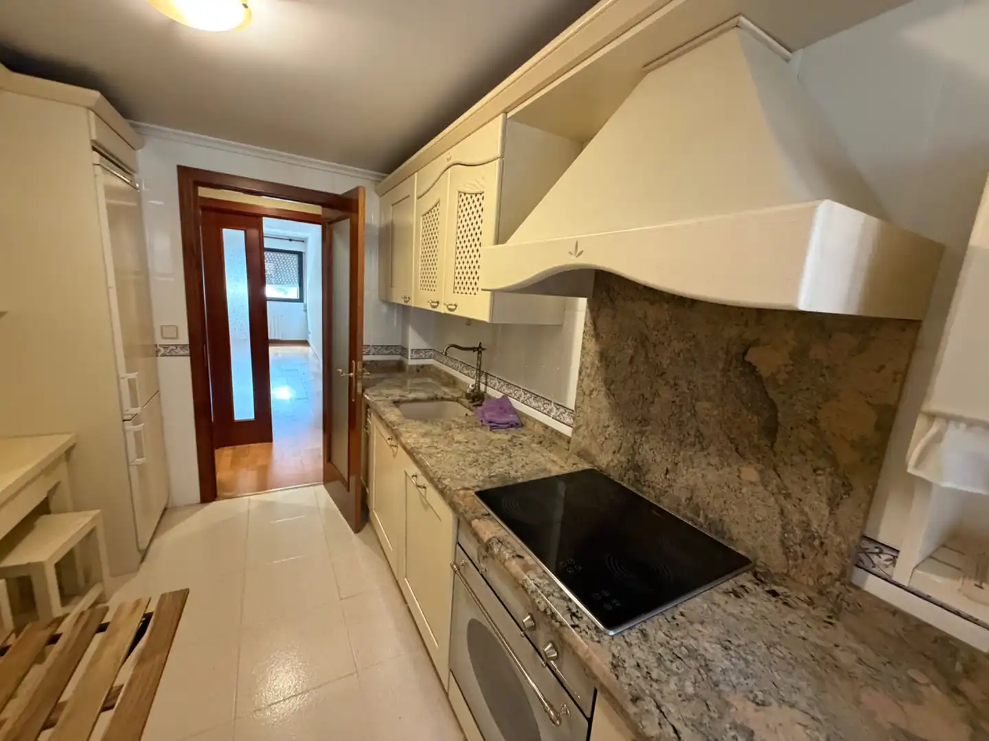 Cocina de Piso de alquiler en Valladolid con Calefacción, Parquet y Terraza