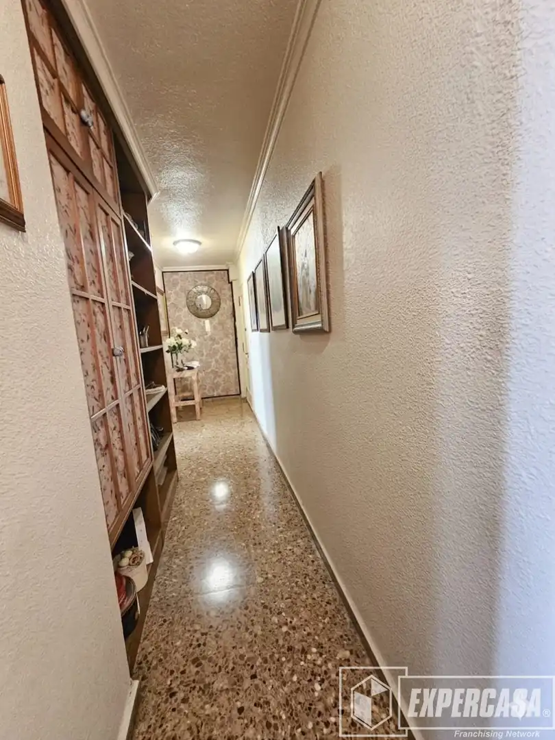 Apartments for sale in Silla  with Air Conditioner