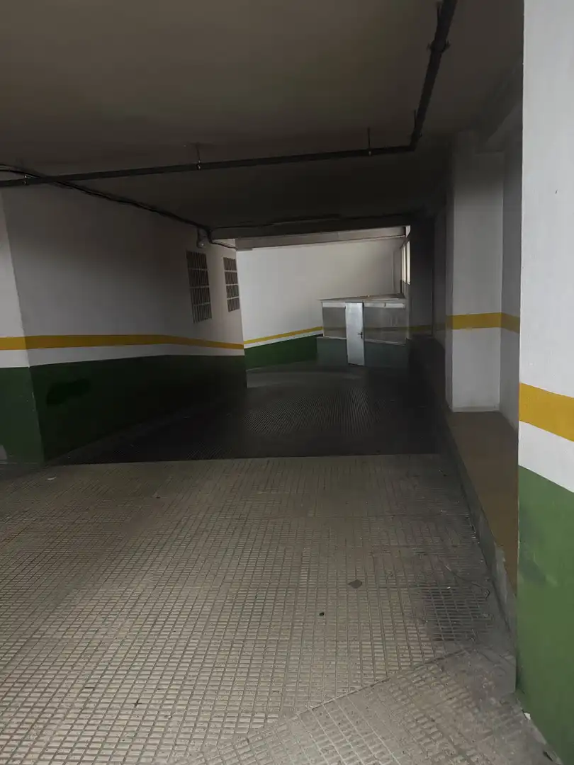Parking of Garage for rent in Ourense Capital 