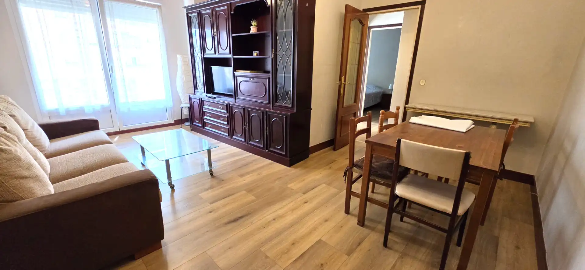 Living room of Flat for rent in Bilbao   with Heating, Parquet flooring and Furnished
