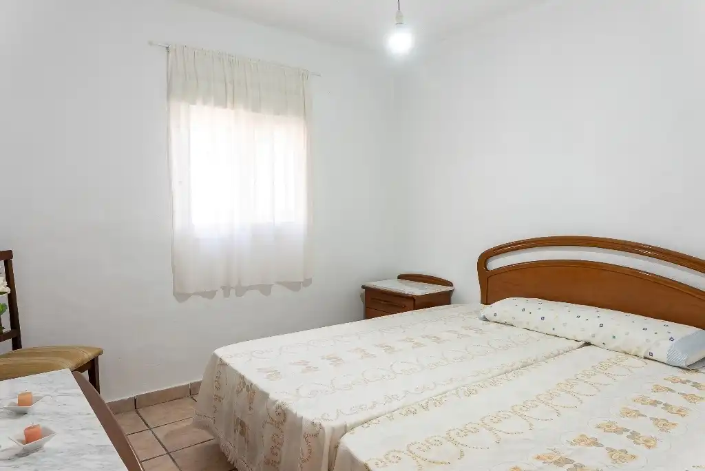 Habitación de Casa o chalet en venta en Castalla con Jardín privado, Piscina y Amueblado
