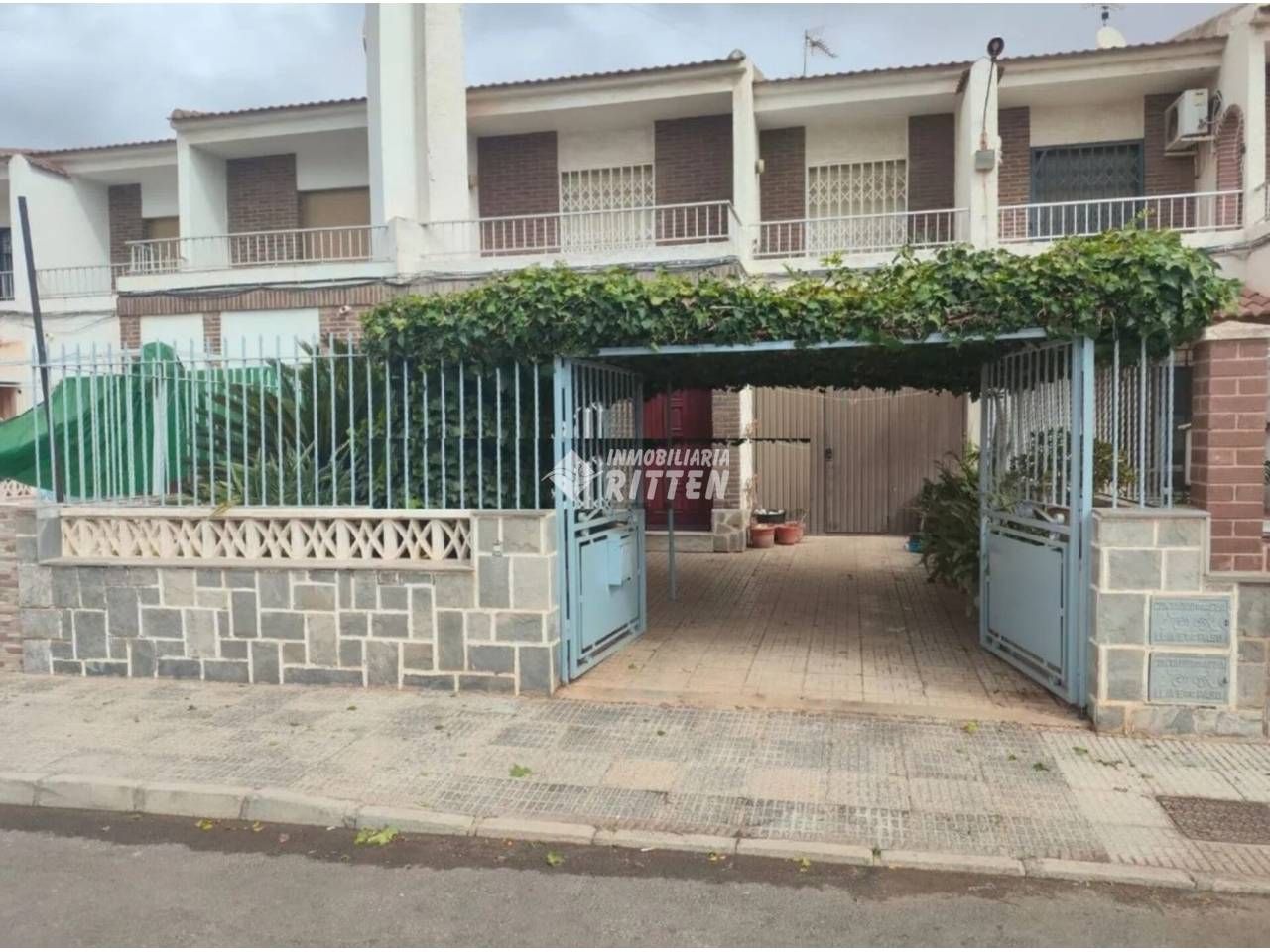 Vista exterior de Dúplex en venta en Cartagena con Jardín privado, Amueblado y Balcón
