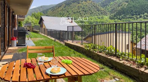Chalet adosado en Err con jardín y vistas al Puigmal