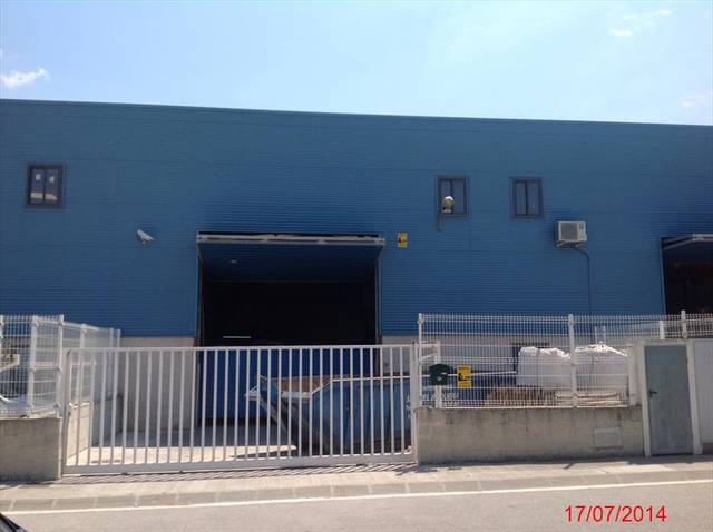 Nave industrial en Venta en C/ Escorxador  en Sant Pere de Riudebitlles