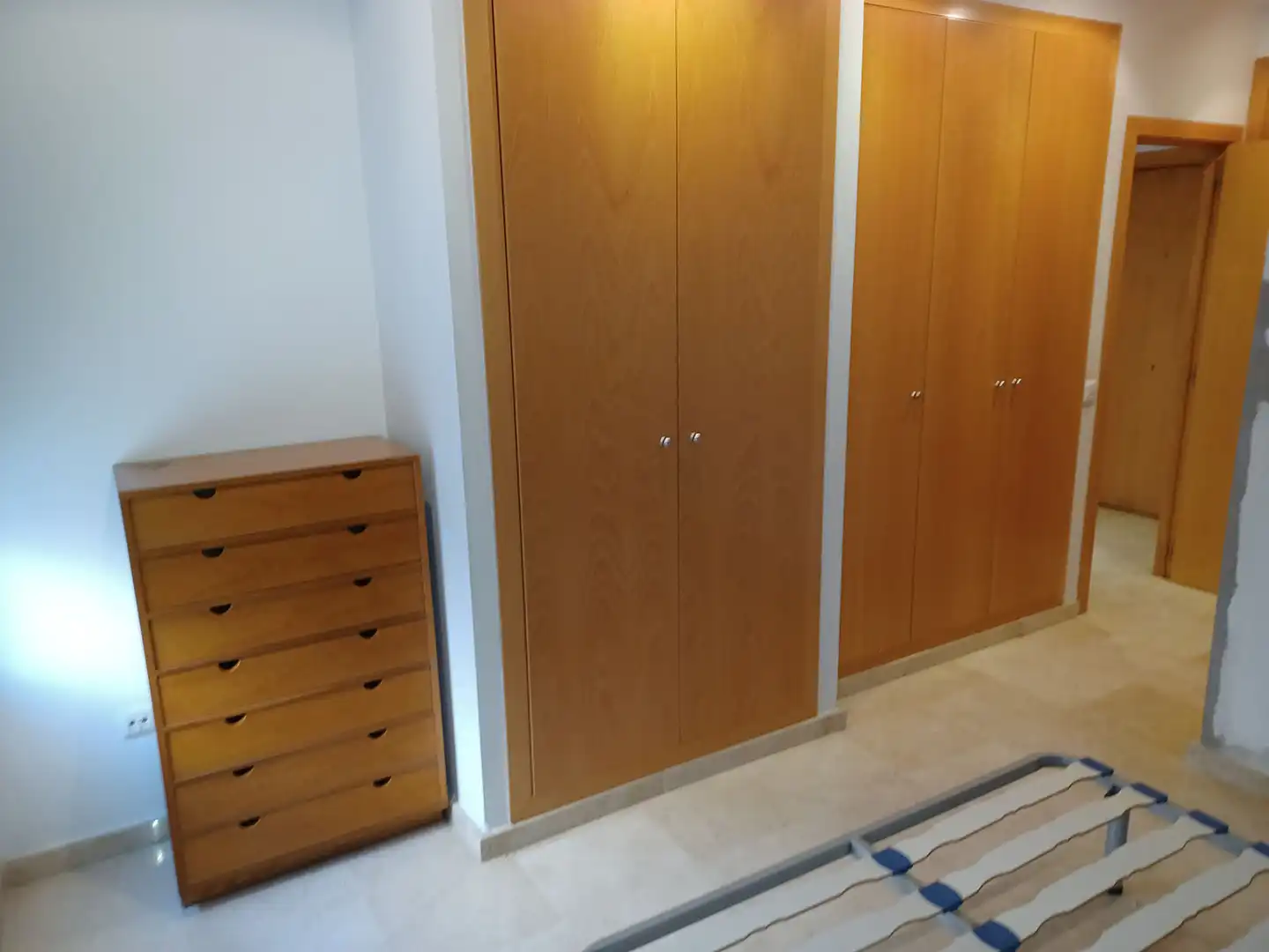 Habitación de Planta baja en venta en Figueres con Calefacción, Trastero y Amueblado