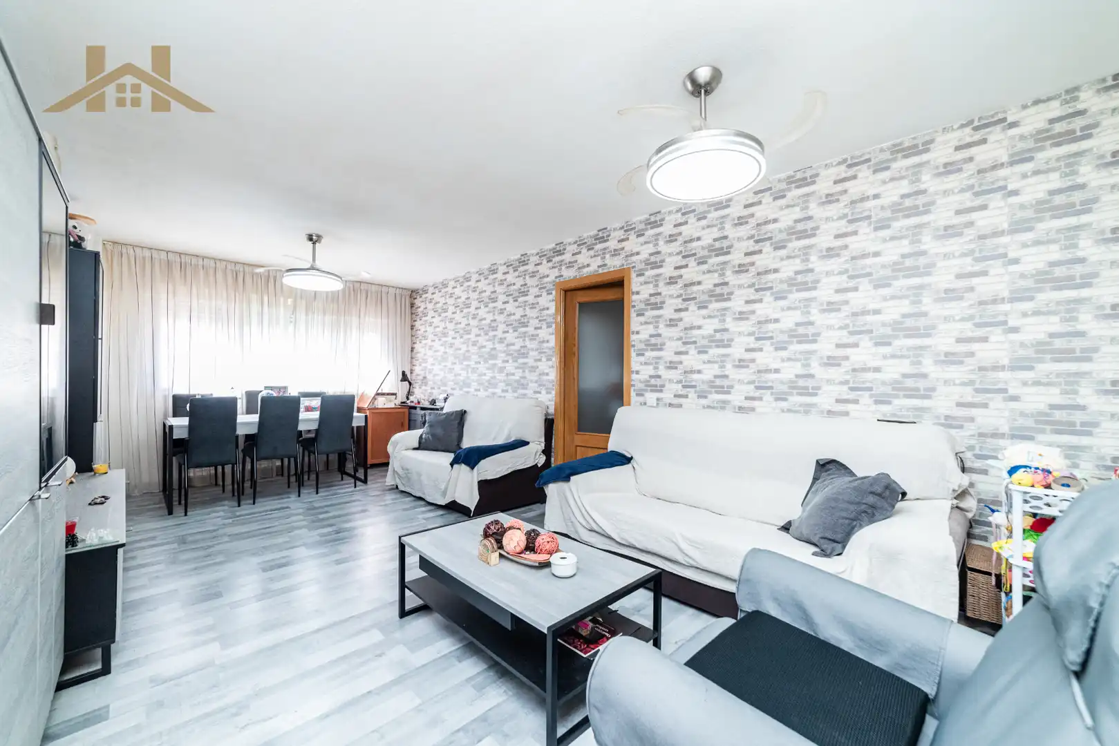 Sala de estar de Piso en venta en Valdemoro con Calefacción, Parquet y Trastero