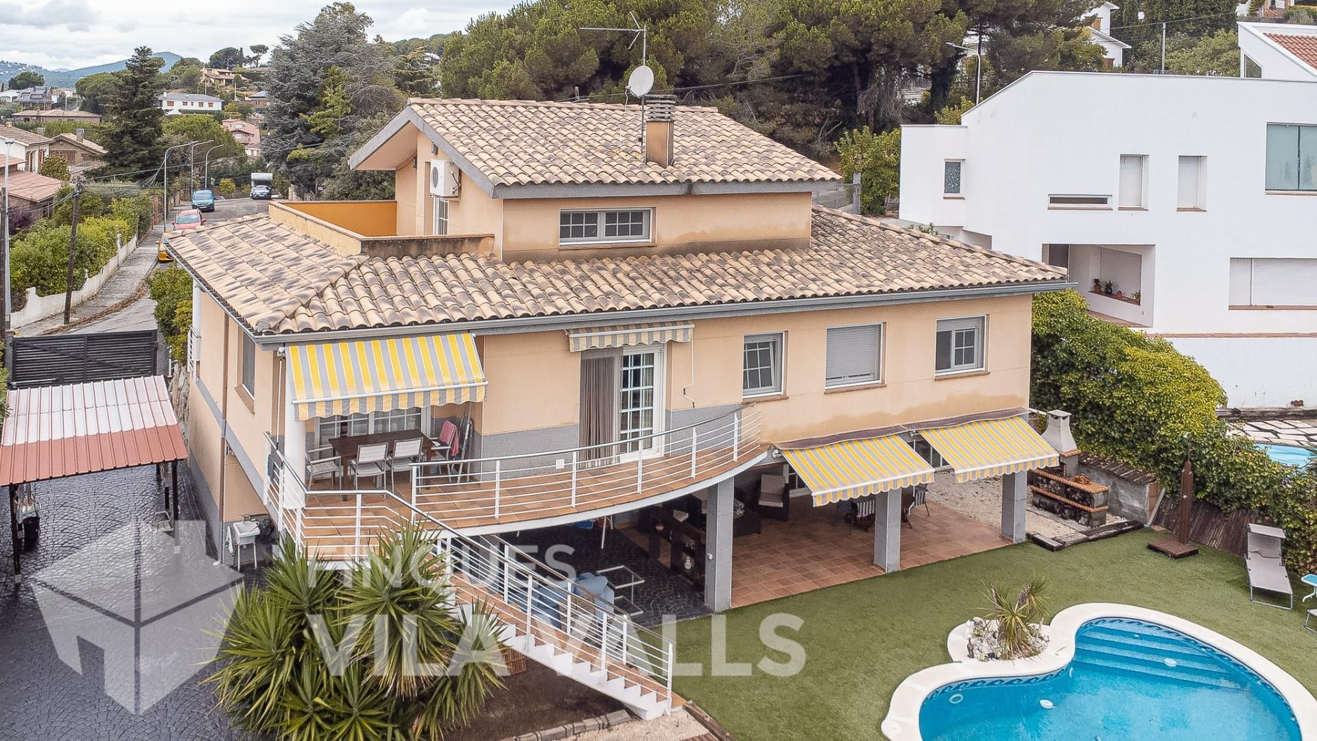 Exterior view of House or chalet for sale in Bigues i Riells  with Air Conditioner, Heating and Private garden