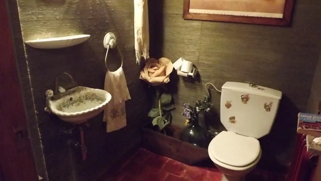 Bathroom of Houses for sale in Monterrubio de Armuña  with Private garden, Terrace and Storage room