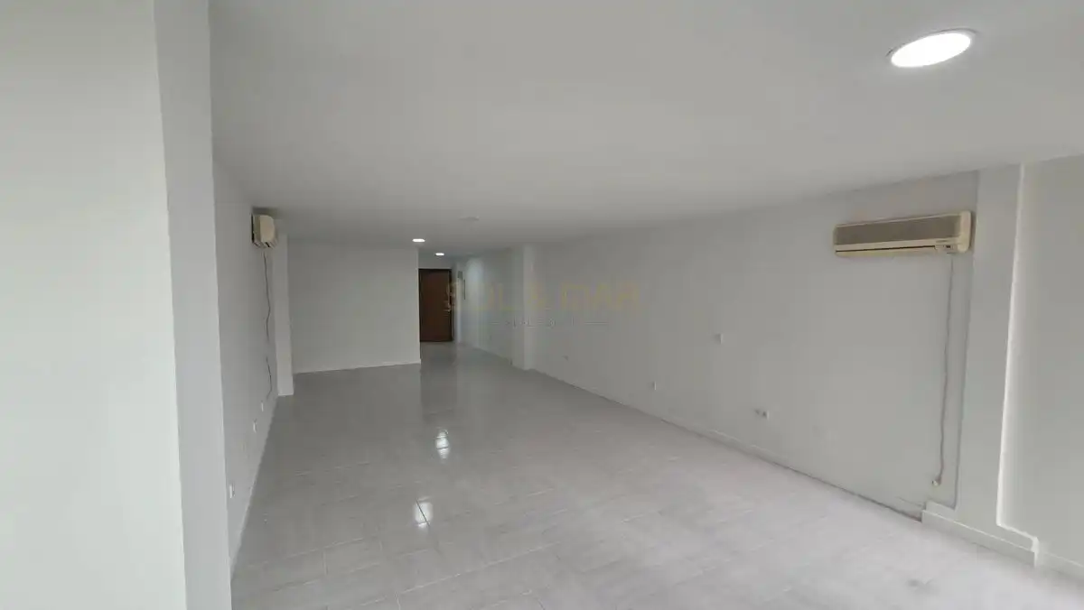 Local comercial en venda a Centro, imagen 21