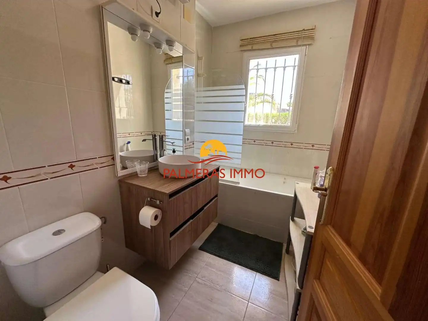 Badezimmer von Haus oder Chalet zum Verkauf in L'Ametlla de Mar  mit Klimaanlage, Schwimmbad und Möbliert