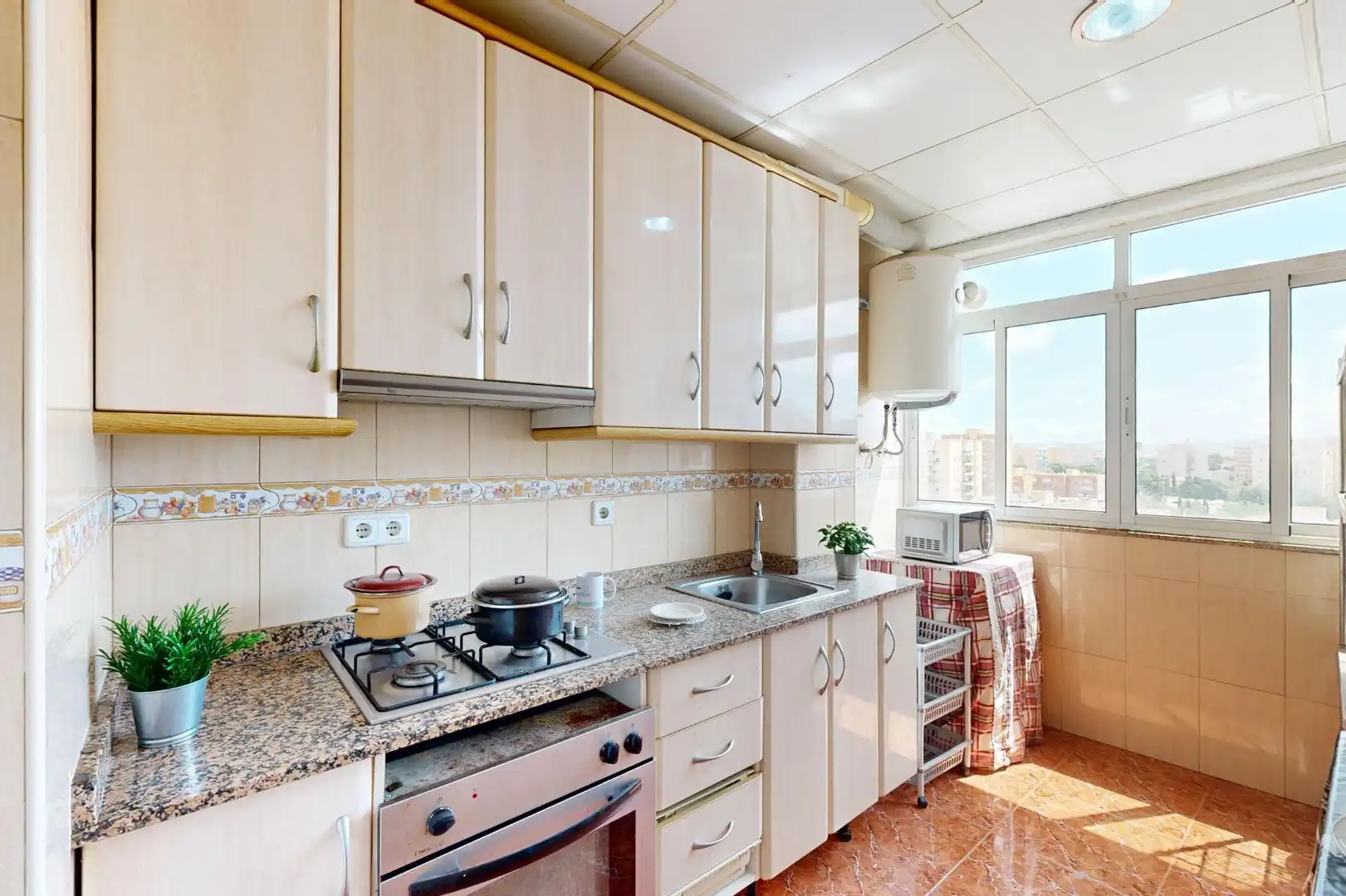 Piso en venta en ALHAMBRA, 7, Alameda