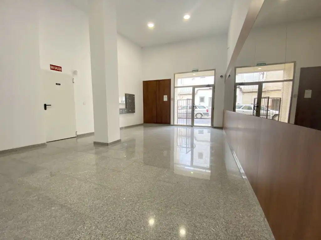Piso en venta en Calle Sant Bertomeu, Avenida Alemania-Italia