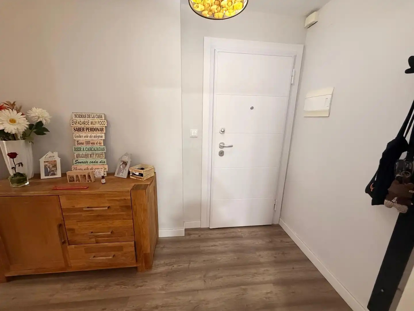 Flat for sale in Cartagena  with Air Conditioner and Furnished