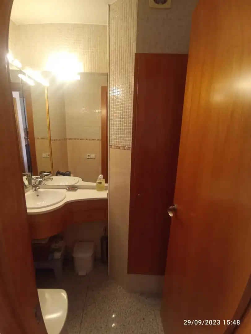 Bathroom of Houses for sale in Berga  with Private garden, Parquet flooring and Balcony