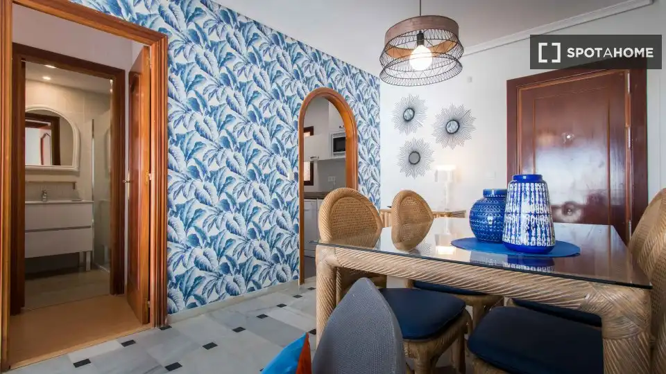 Comedor de Apartamento para compartir en Mijas con Aire acondicionado, Terraza y Amueblado