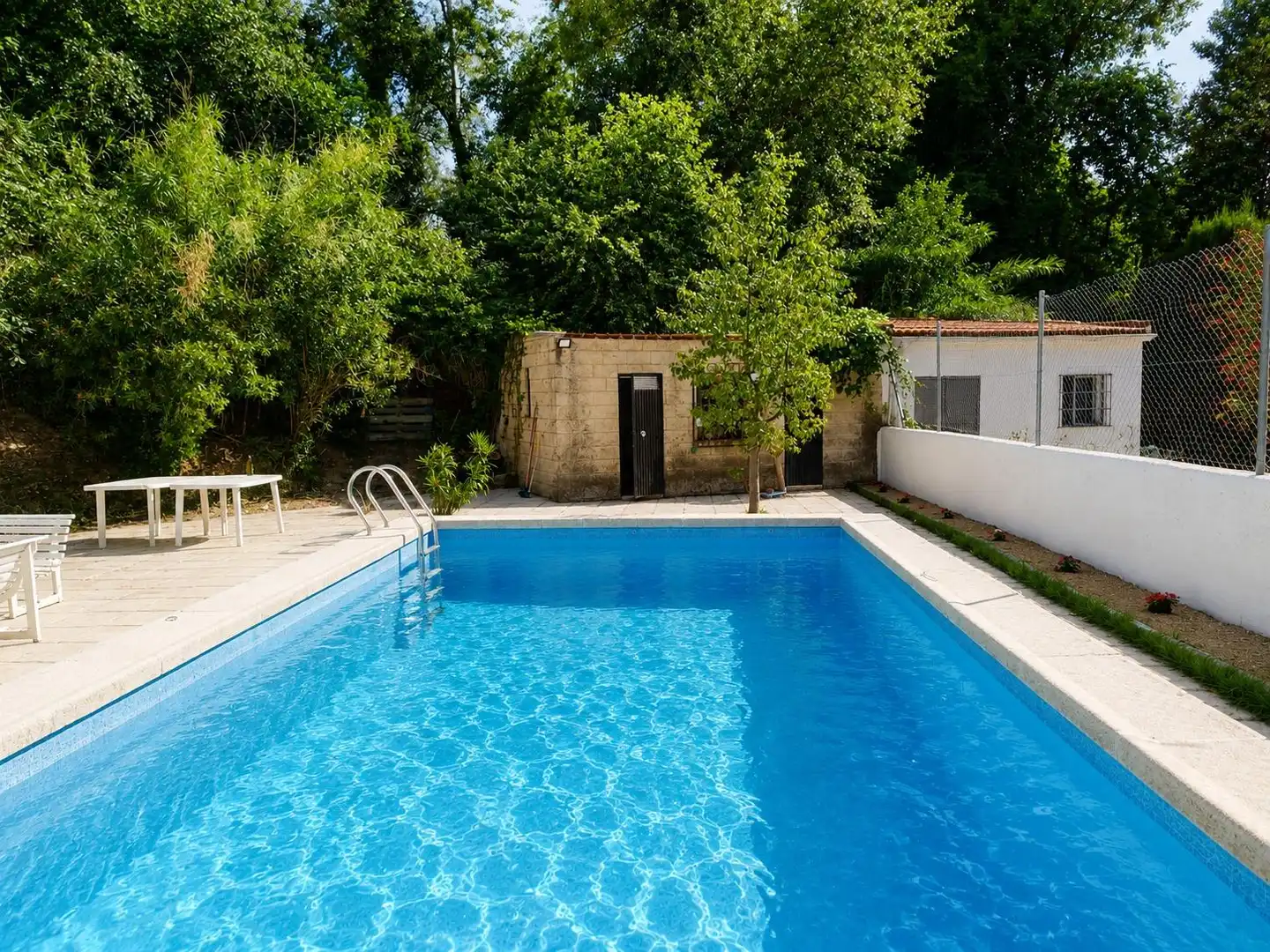 Piscina de Casa o xalet en venda en Jaén