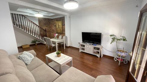 Foto 4 de Casa o xalet en venda a Calle Calle Burgos, 11, Centro - Doña Mercedes, Dos Hermanas